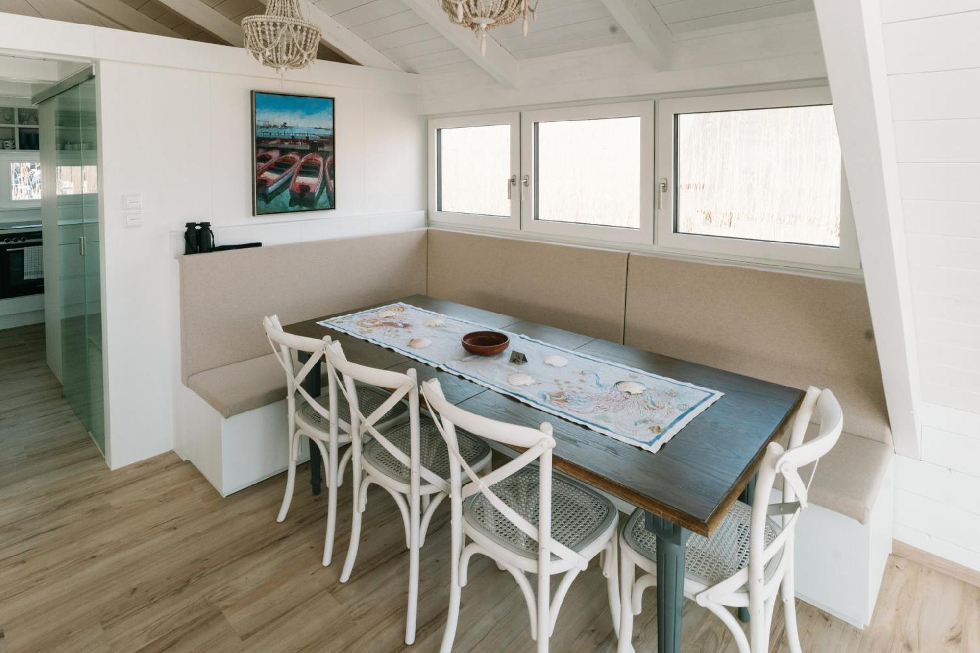 Seehuette Sonnenschilf - Premium Hide-away In Direkt Am Neusiedlersee Holiday home Rust