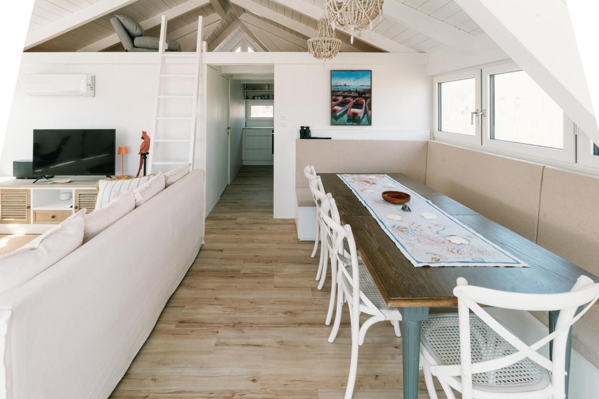 Seehuette Sonnenschilf - Premium Hide-away In Direkt Am Neusiedlersee Rust