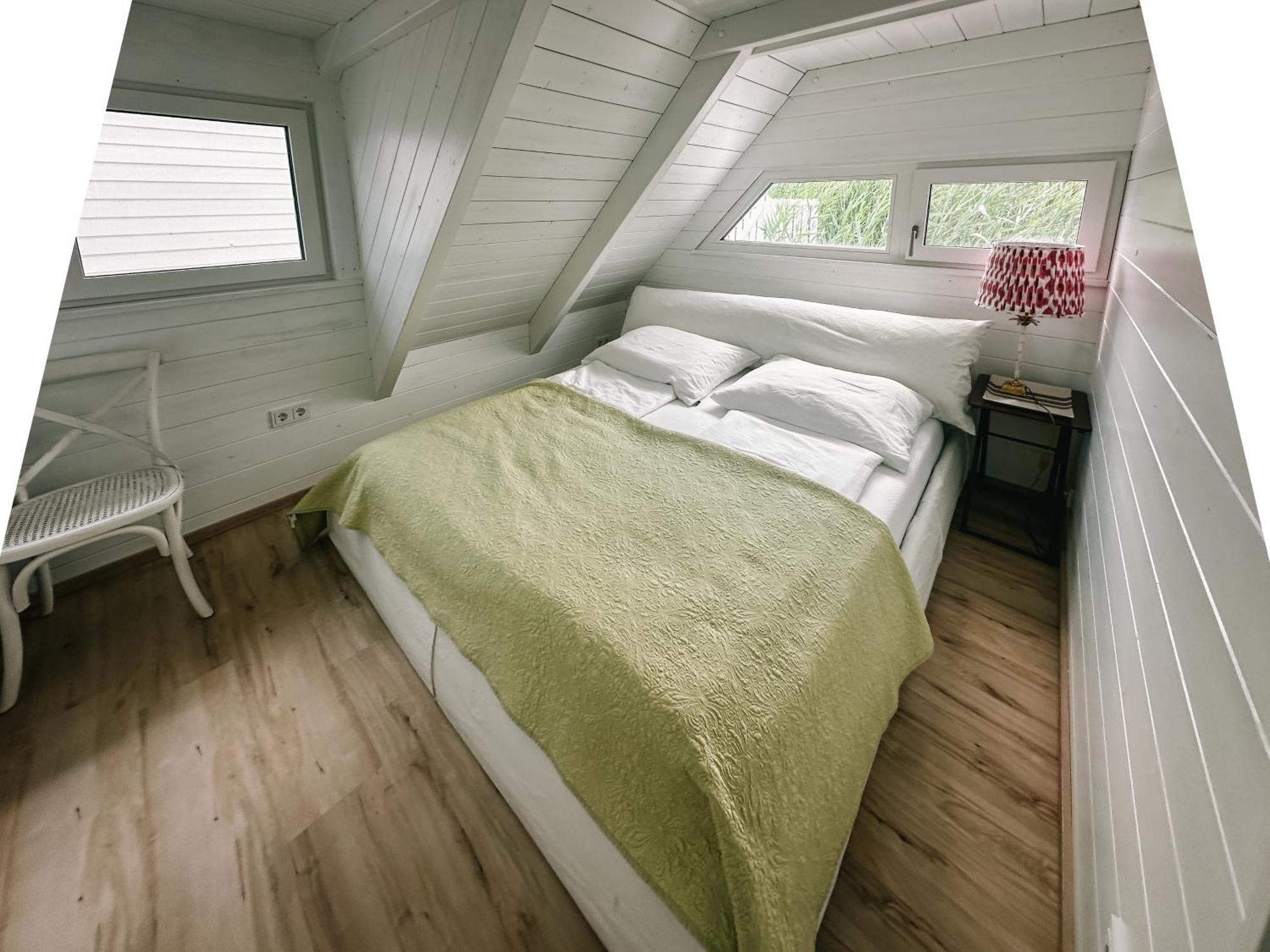 Seehuette Sonnenschilf - Premium Hide-away In Direkt Am Neusiedlersee Rust