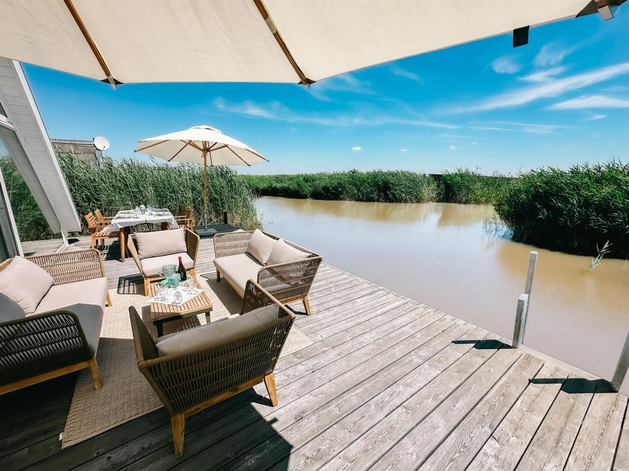 Seehuette Sonnenschilf - Premium Hide-away In Direkt Am Neusiedlersee *
