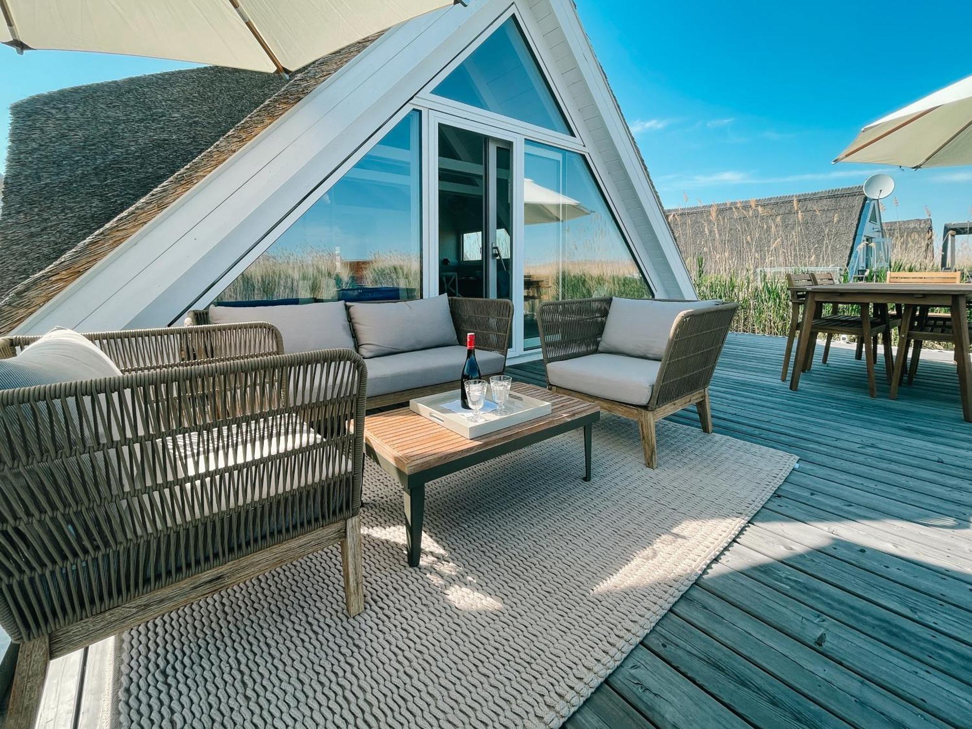 Seehuette Sonnenschilf - Premium Hide-away In Direkt Am Neusiedlersee Holiday home *